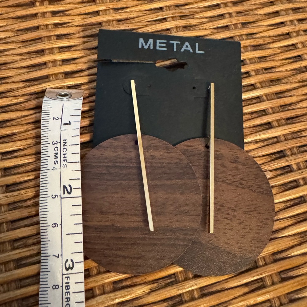 Kohl's Gold and Brown Circle Earrings - Picture 2 of 3